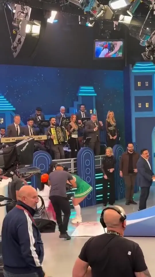 Bastidores em estúdio de TV